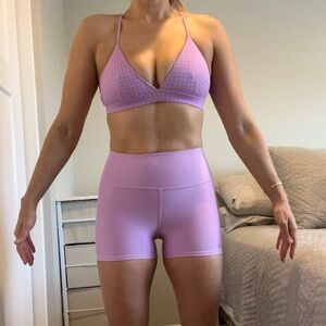 Alo pink lavender airlift shorts (XS) and vapor splendor gingham bra (s) set 💗